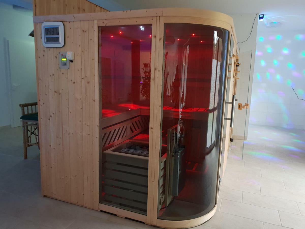 Neue Muehle Kleines Landhotel ブランデンブルク エクステリア 写真