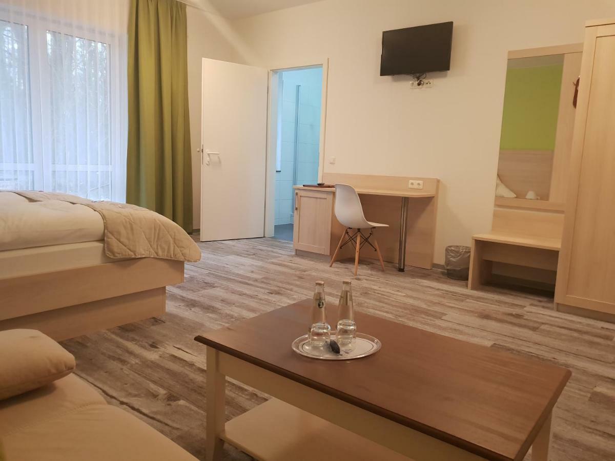 Neue Muehle Kleines Landhotel ブランデンブルク エクステリア 写真
